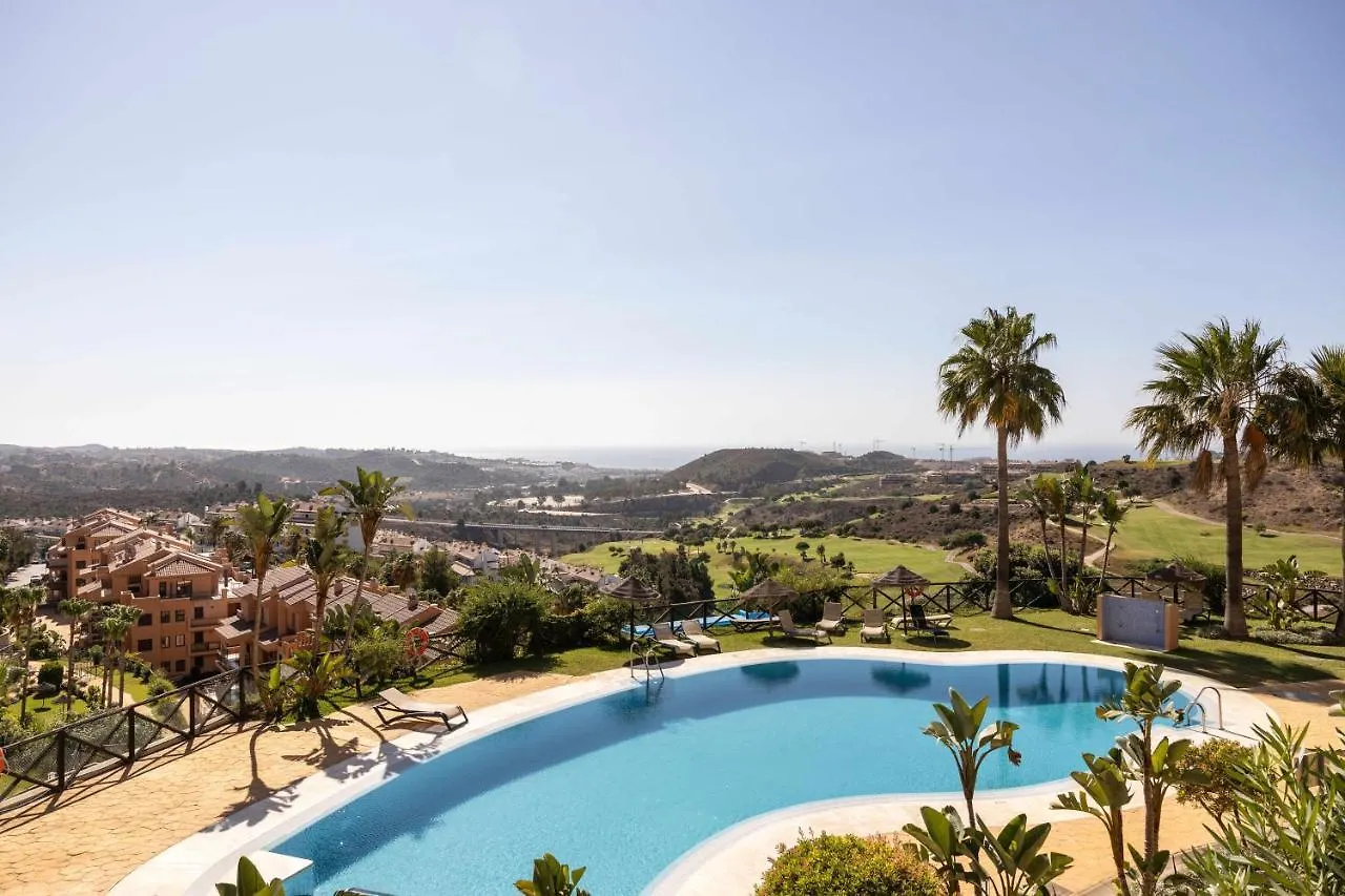 マラガCalanova Atico De Lujo En Calanova Golf Mijasアパートメント スペイン